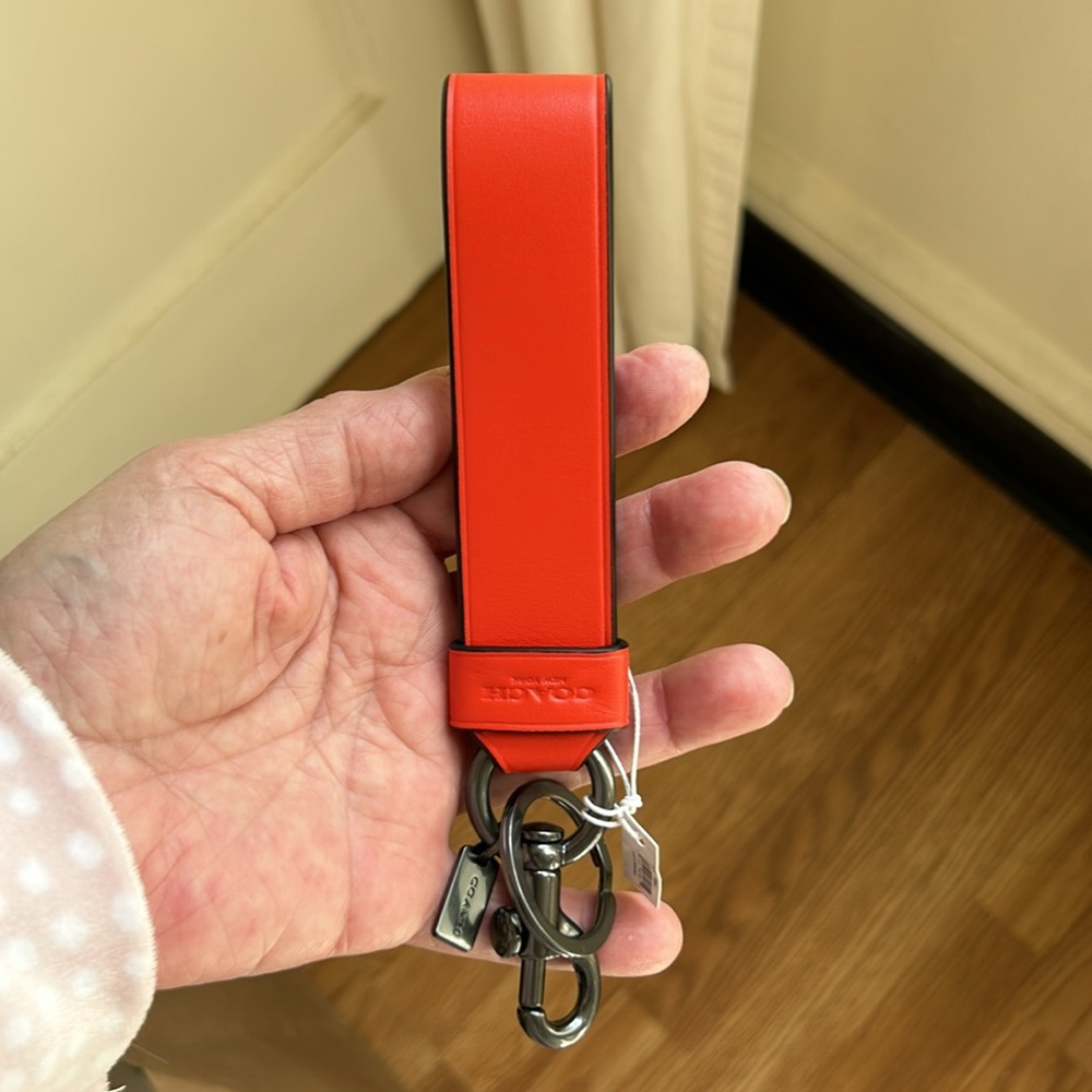 Coach Leather Bag Charm Loop Keychain - Picture 5 of 6
